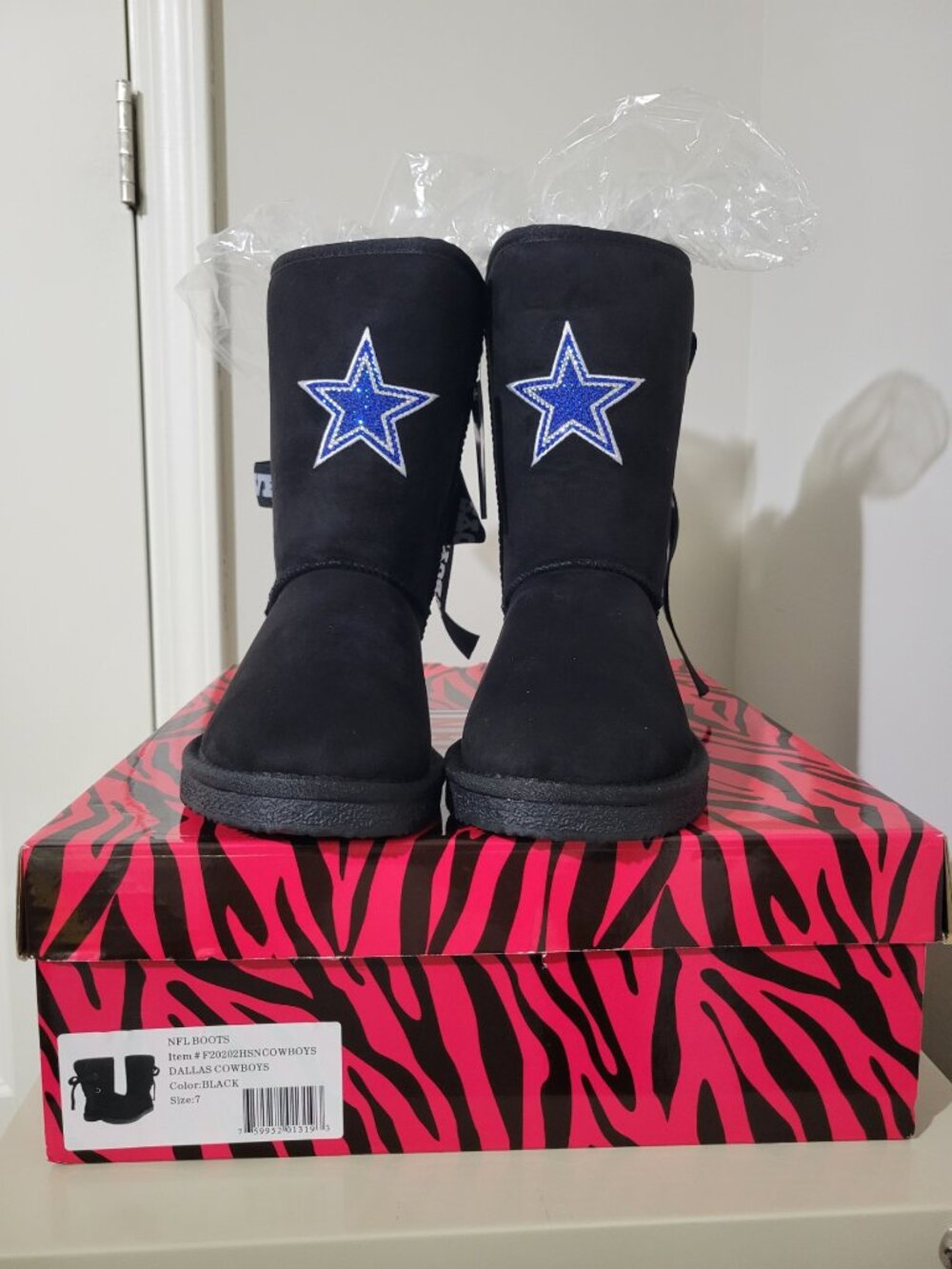 NWT Dallas Cowboys NFL Black Faux Suede Boots Women’s Size 7